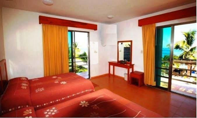 Hotel Arrecifes Costamaya Mahahual Exterior photo